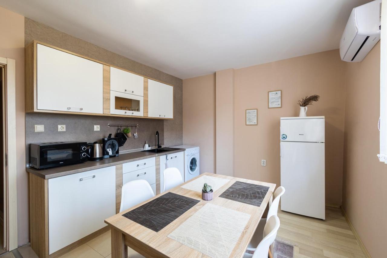 רוסה Central Point Apartments מראה חיצוני תמונה