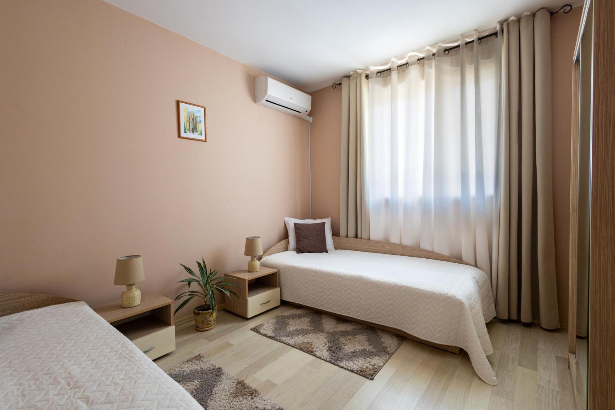 רוסה Central Point Apartments מראה חיצוני תמונה