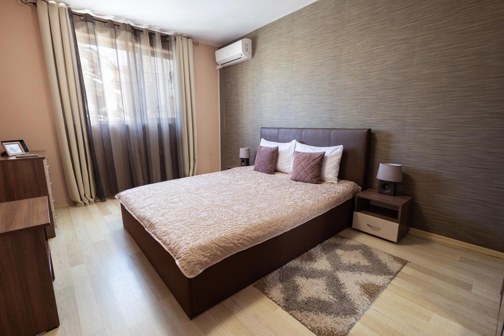 רוסה Central Point Apartments מראה חיצוני תמונה