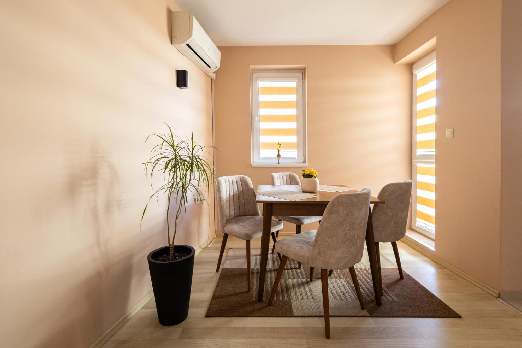 רוסה Central Point Apartments מראה חיצוני תמונה