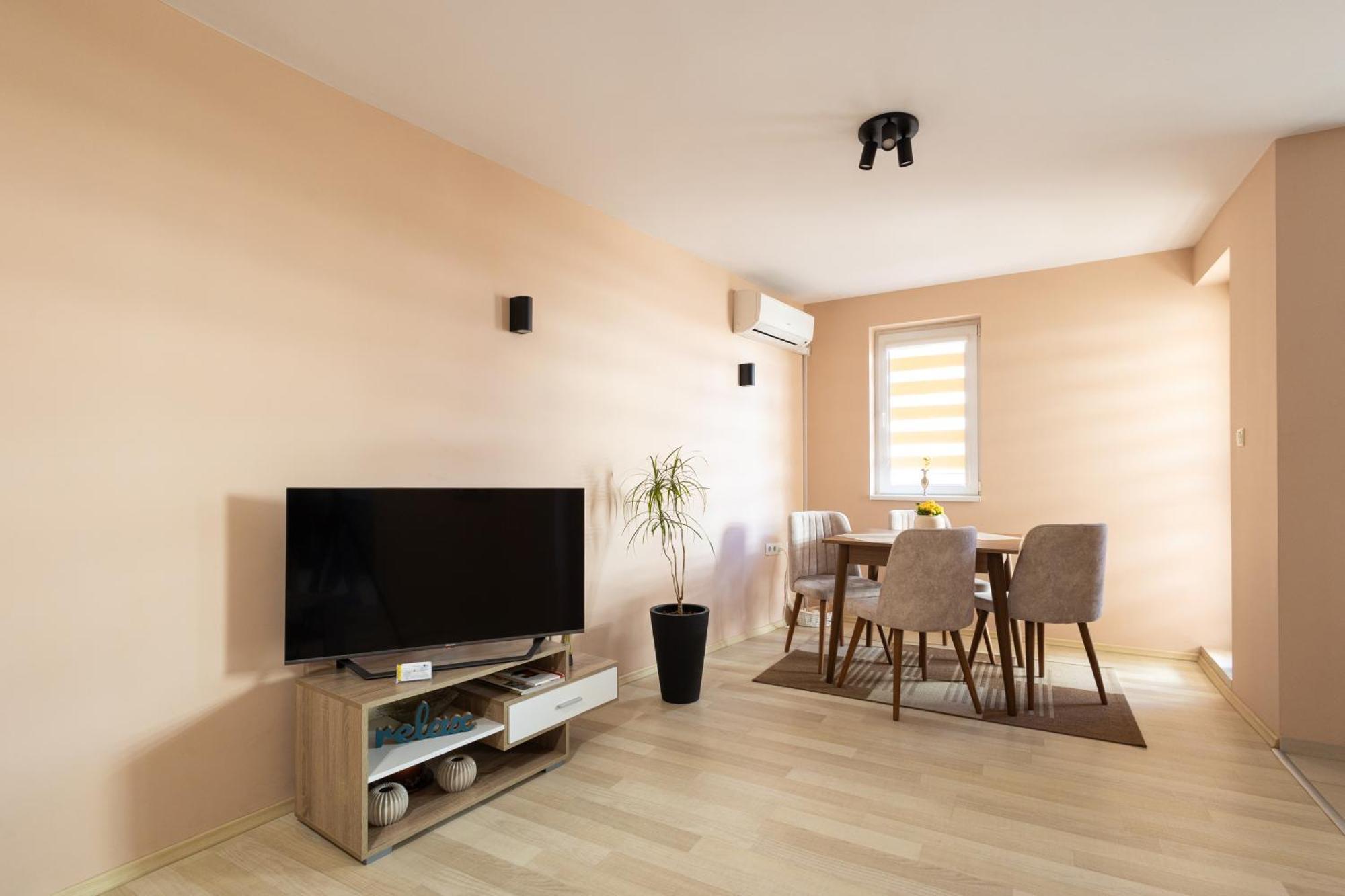 רוסה Central Point Apartments מראה חיצוני תמונה