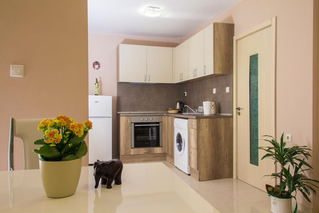 רוסה Central Point Apartments מראה חיצוני תמונה