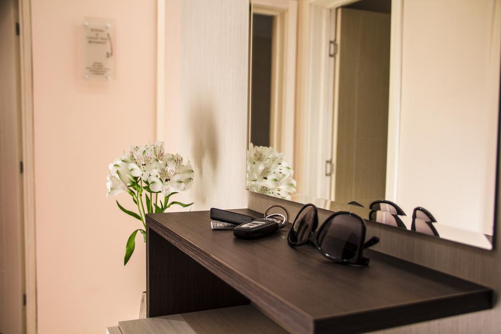רוסה Central Point Apartments מראה חיצוני תמונה